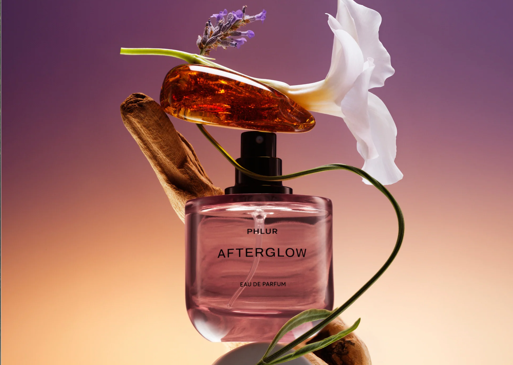 ESScent Of The Week: Why Phlur’s Afterglow Might Be The Next ‘It Girl’ Fragrance